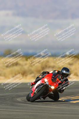 media/Jan-13-2024-SoCal Trackdays (Sat) [[9c032fe5aa]]/Turn 16 Set 2 (1120am)/